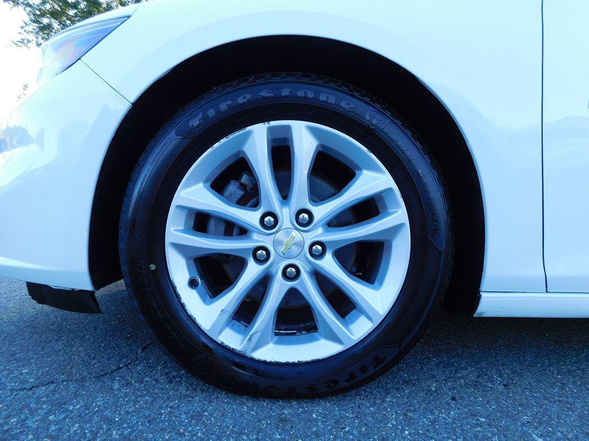 2017 Chevrolet Malibu 1LT - Photo 11