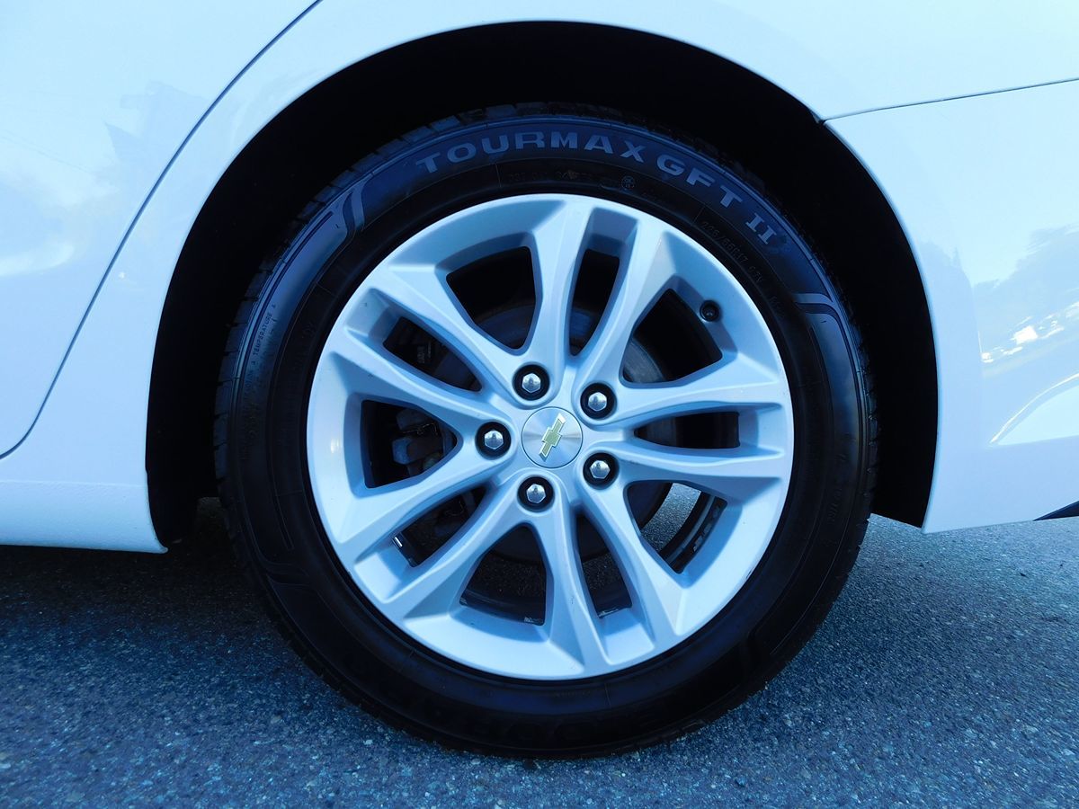 2017 Chevrolet Malibu 1LT - Photo 13
