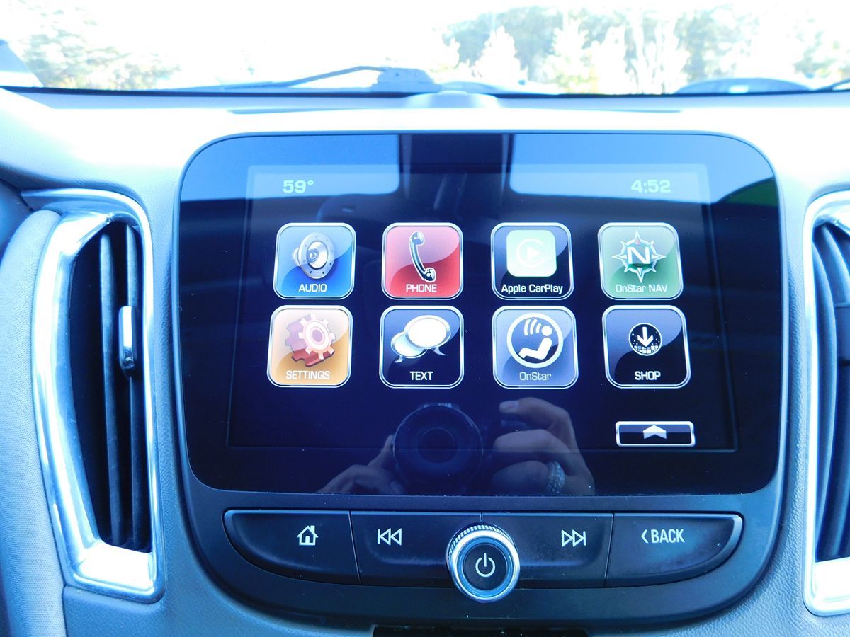 2017 Chevrolet Malibu 1LT - Photo 27
