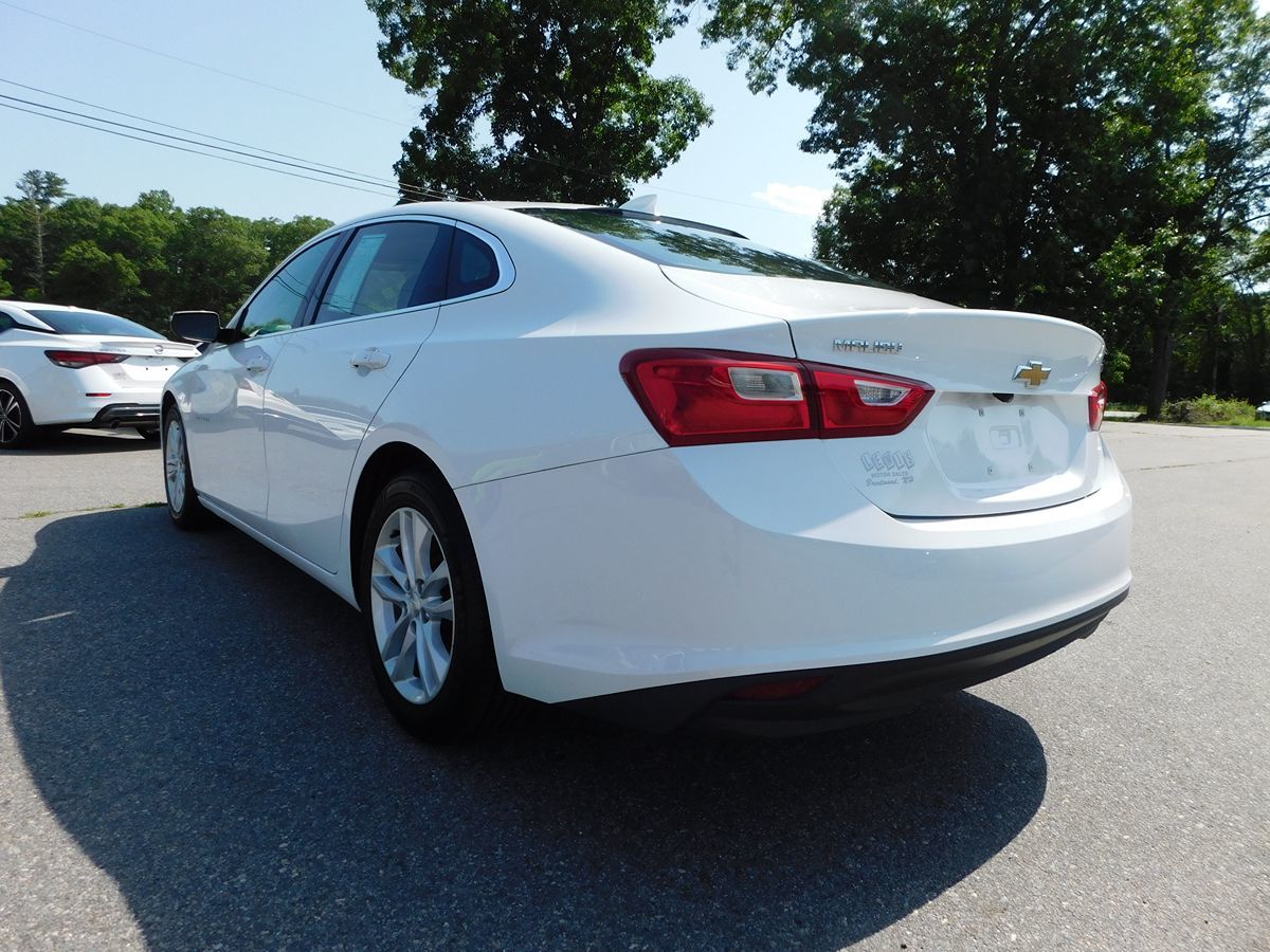 2017 Chevrolet Malibu 1LT - Photo 6