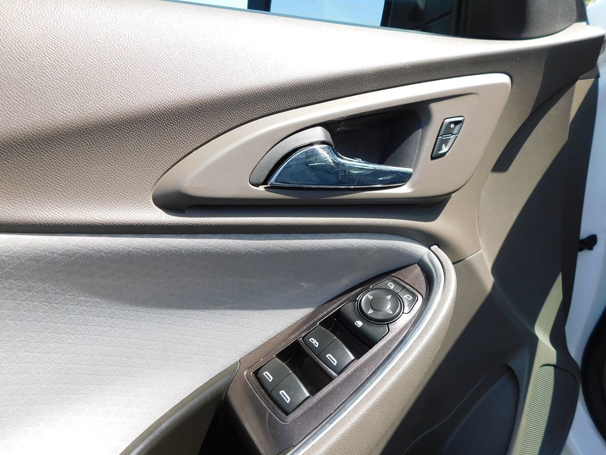2017 Chevrolet Malibu 1LT - Photo 30