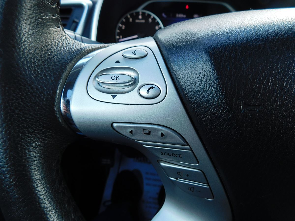 2017 Nissan Murano SL - Photo 14