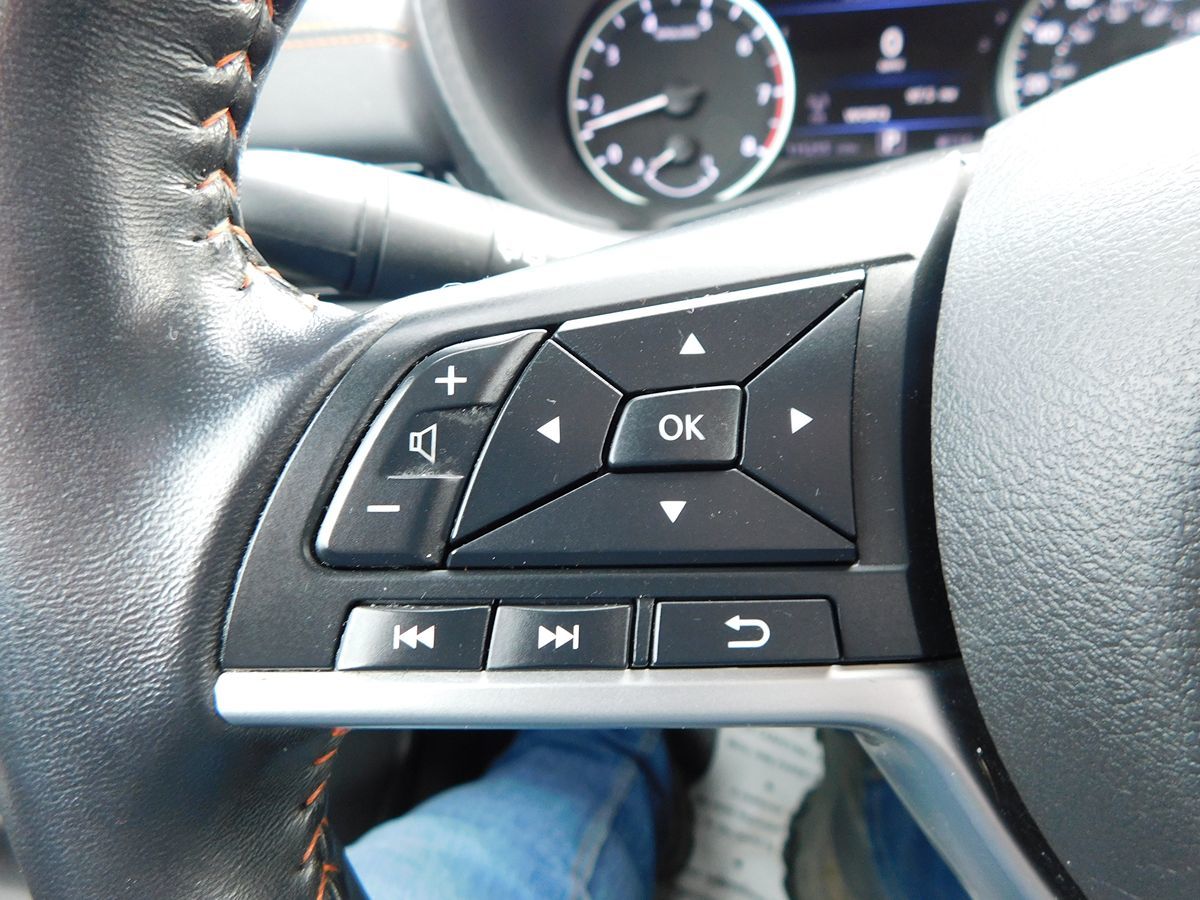 2020 Nissan Sentra SR - Photo 17