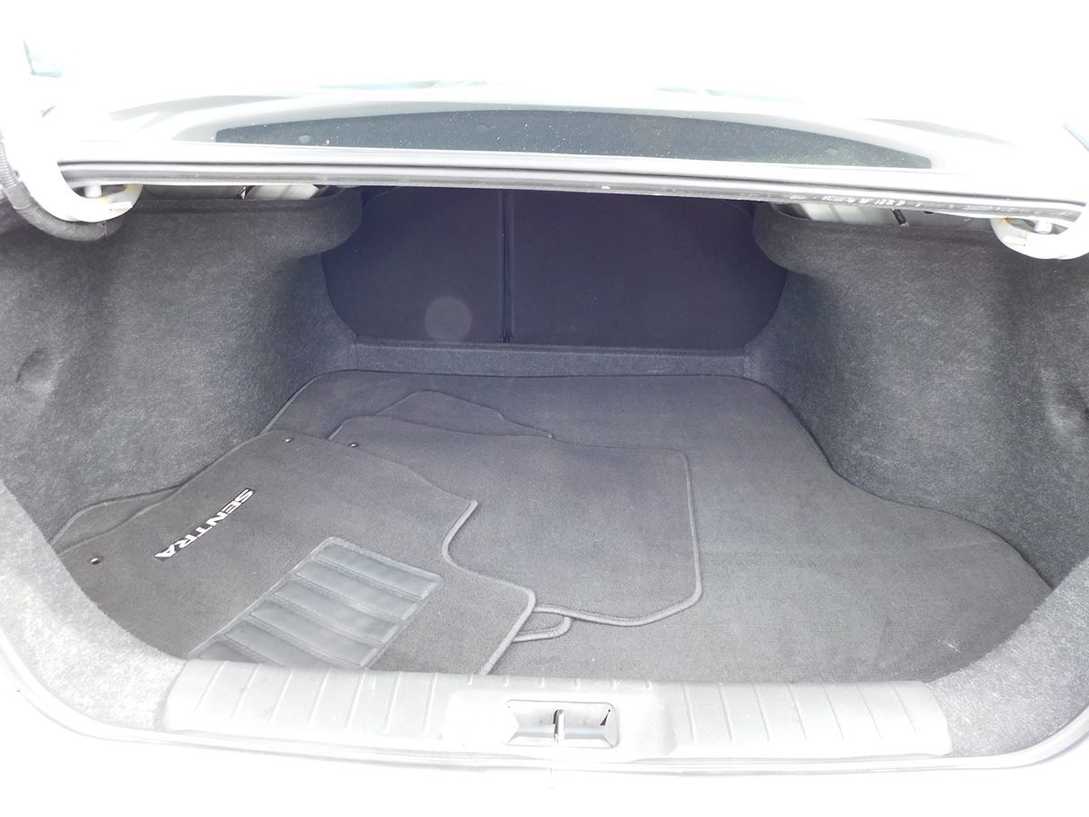 2020 Nissan Sentra SR - Photo 33