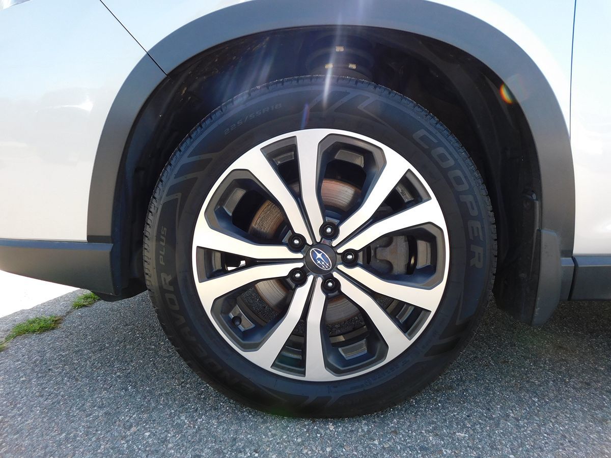 2020 Subaru Forester Limited - Photo 10