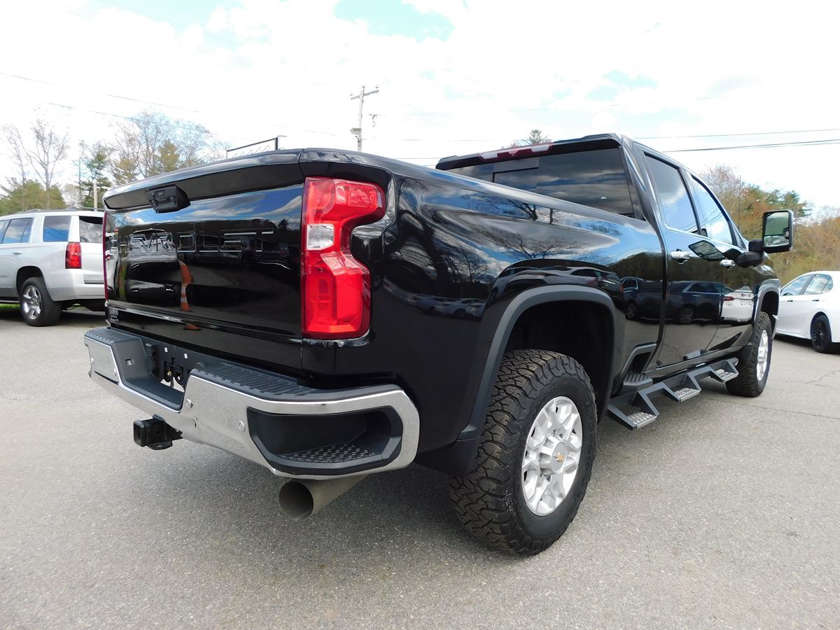 2021 Chevrolet Silverado 2500HD LTZ - Photo 3