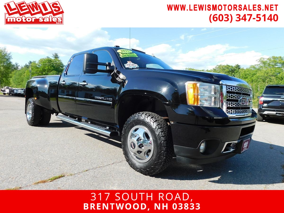 2011 GMC Sierra 4WD Crew Cab Standard Box DRW's photo