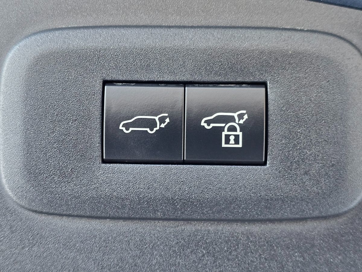 2023 Lexus RZ Luxury - Photo 56