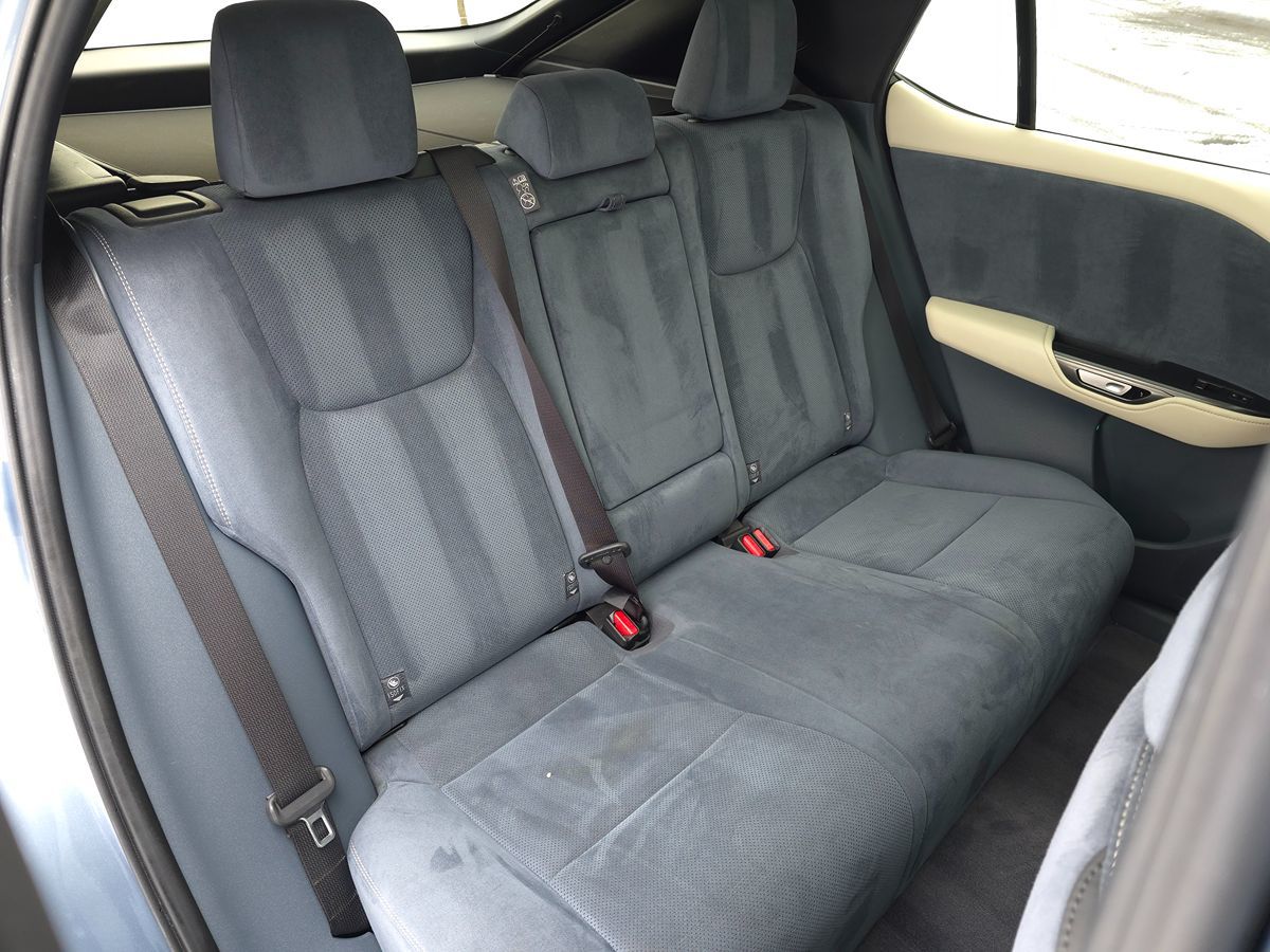 2023 Lexus RZ Luxury - Photo 18