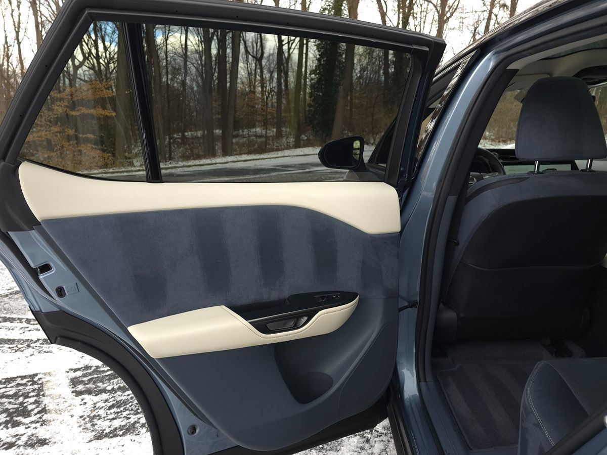 2023 Lexus RZ Luxury - Photo 26