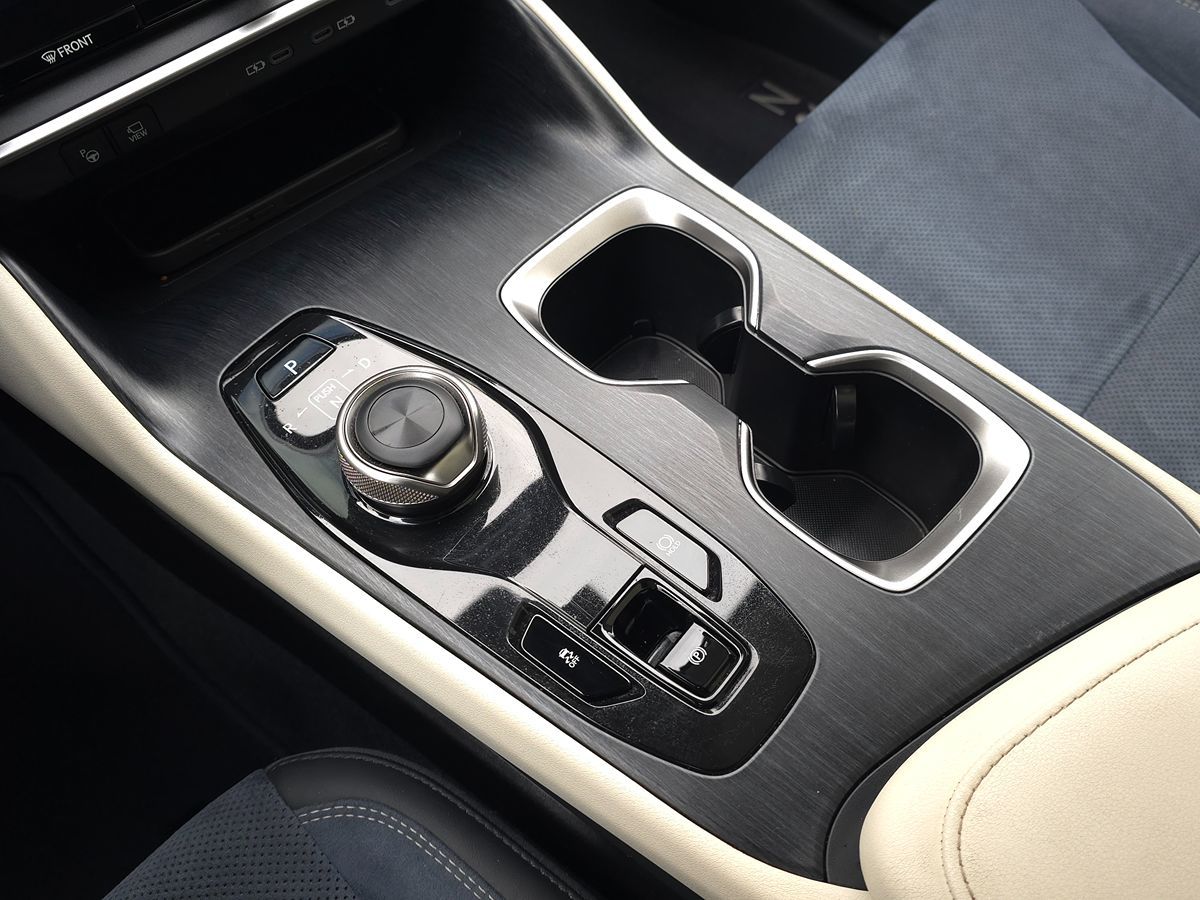 2023 Lexus RZ Luxury - Photo 49