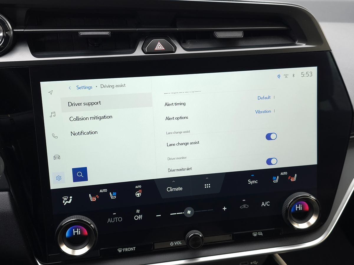 2023 Lexus RZ Luxury - Photo 43