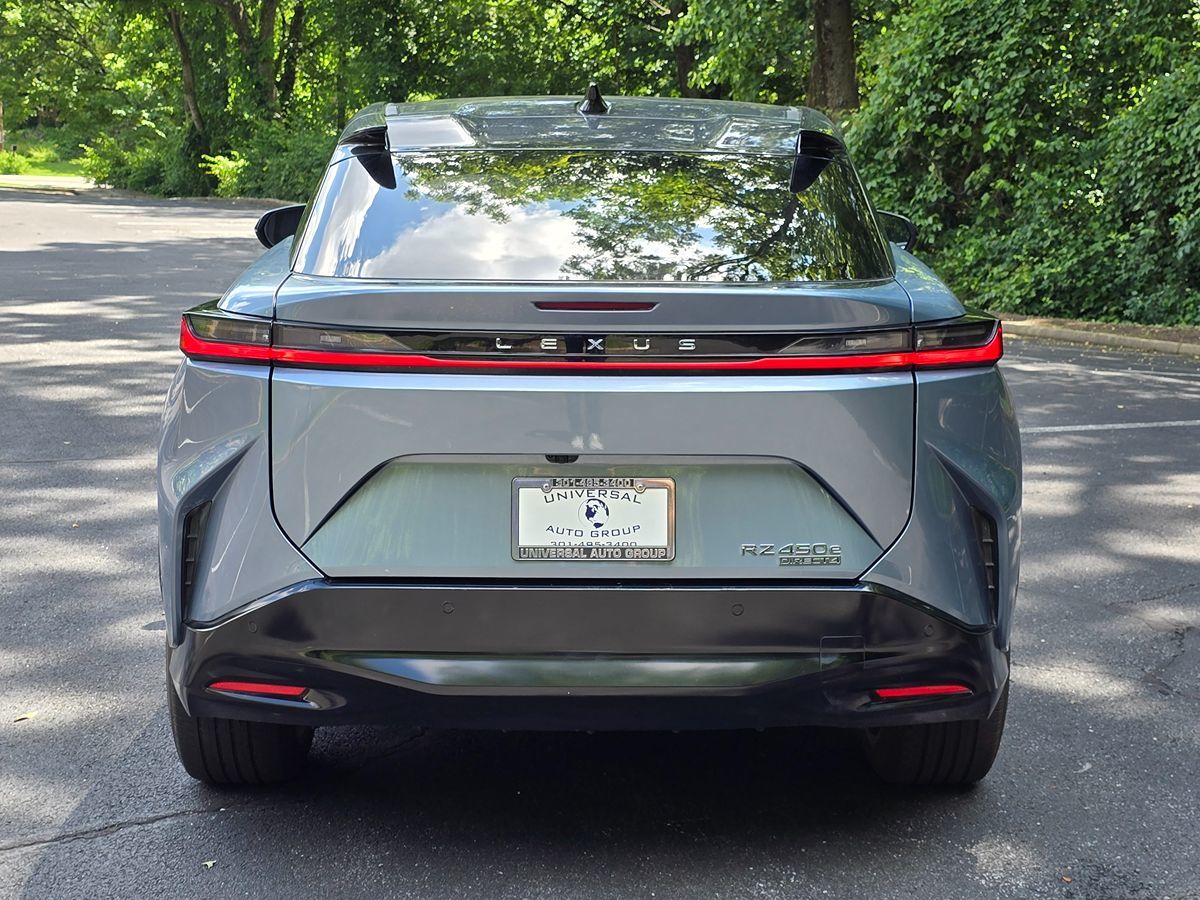 2023 Lexus RZ Luxury - Photo 5