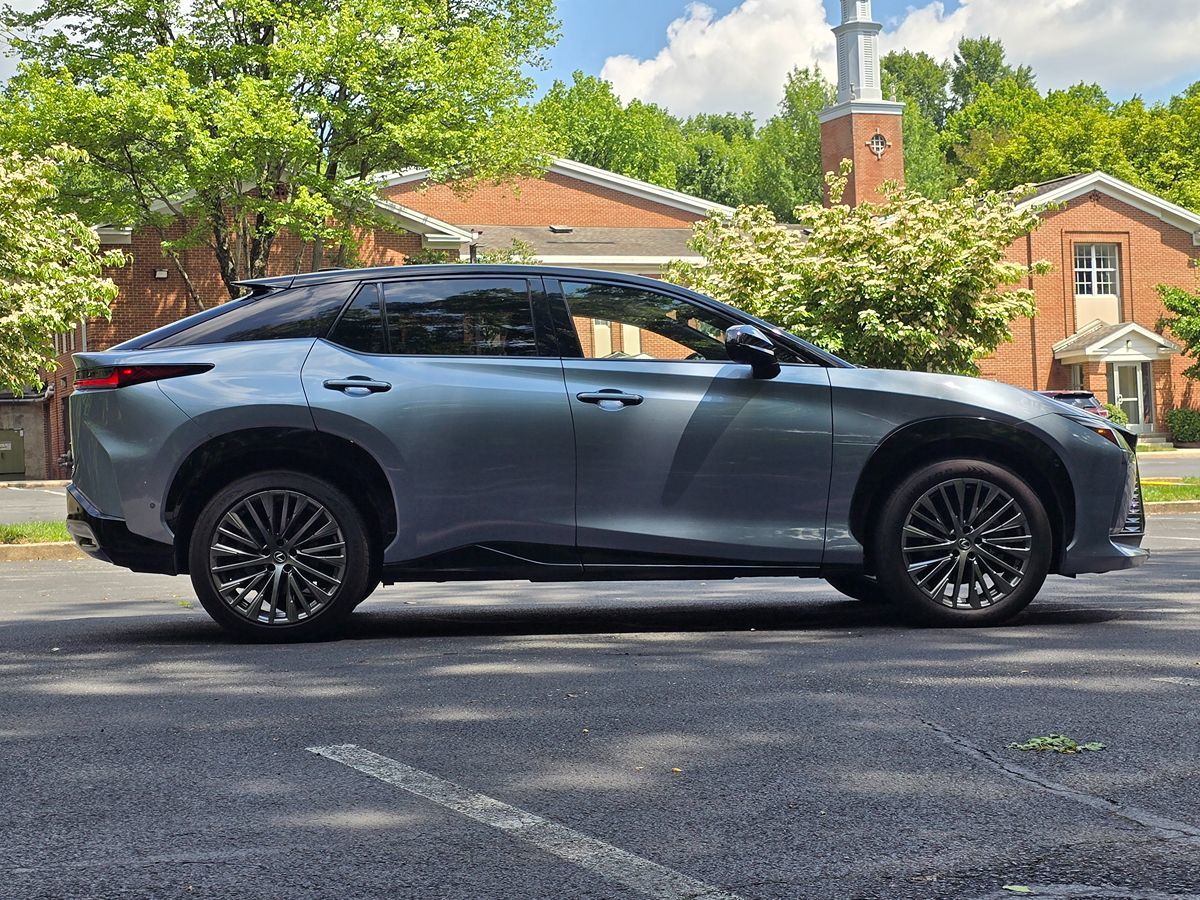 2023 Lexus RZ Luxury - Photo 7