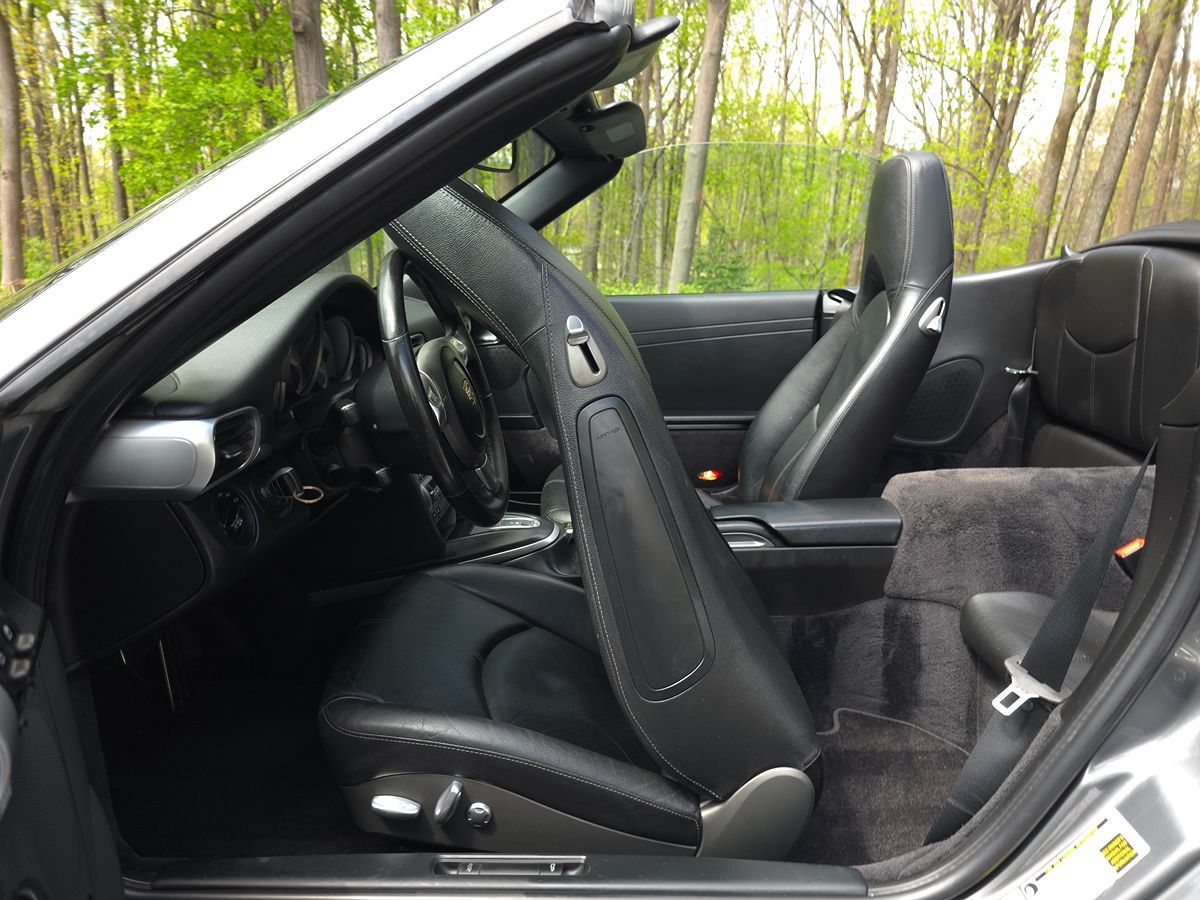 2007 Porsche 911 4S photo 21