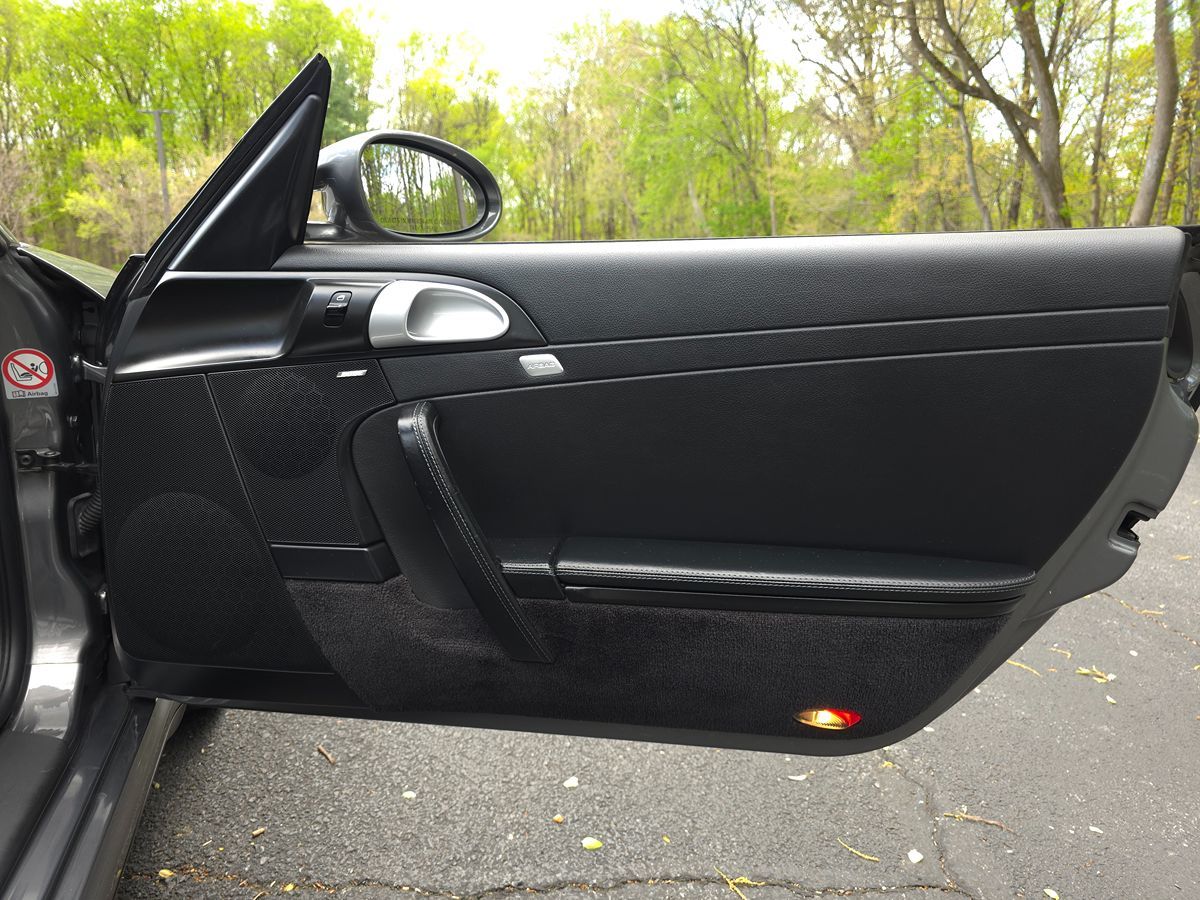 2007 Porsche 911 4S photo 30