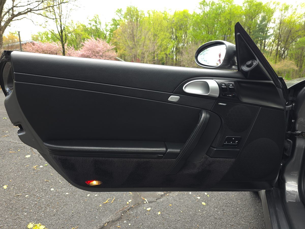 2007 Porsche 911 4S photo 31