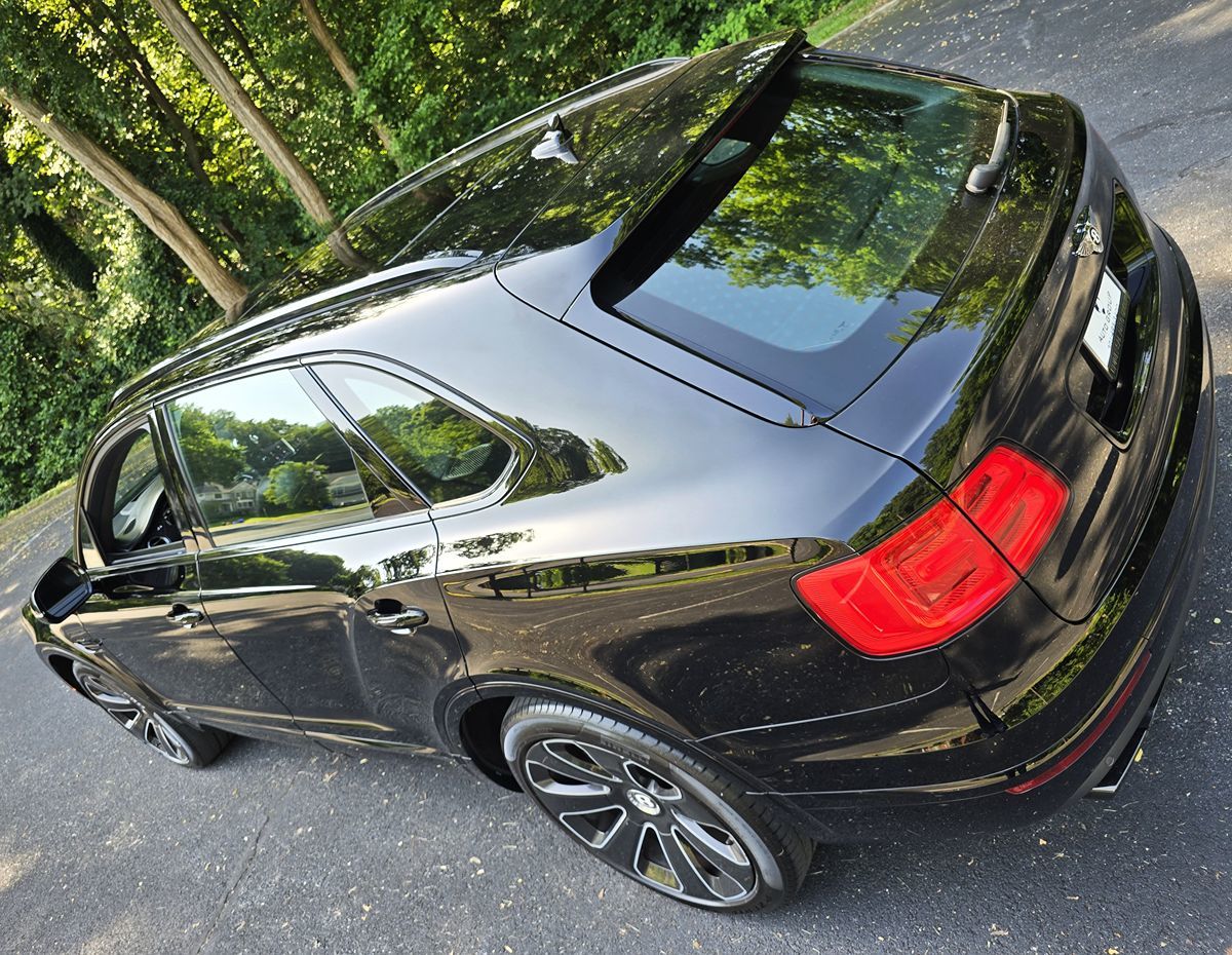 2020 Bentley Bentayga Base - Photo 79