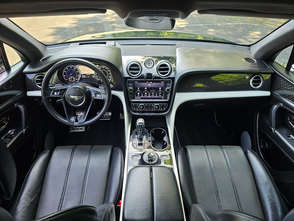 2020 Bentley Bentayga Base - Photo 10