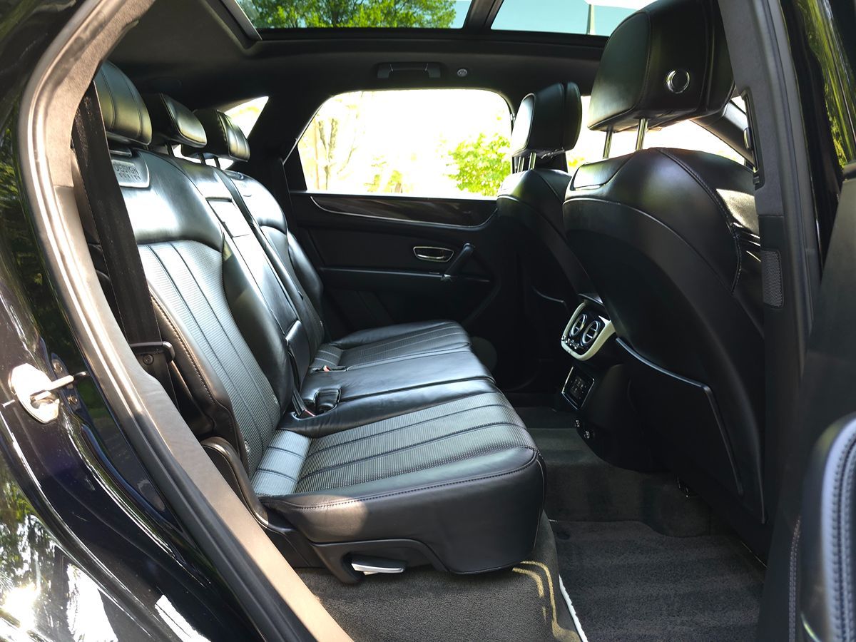 2020 Bentley Bentayga Base - Photo 27