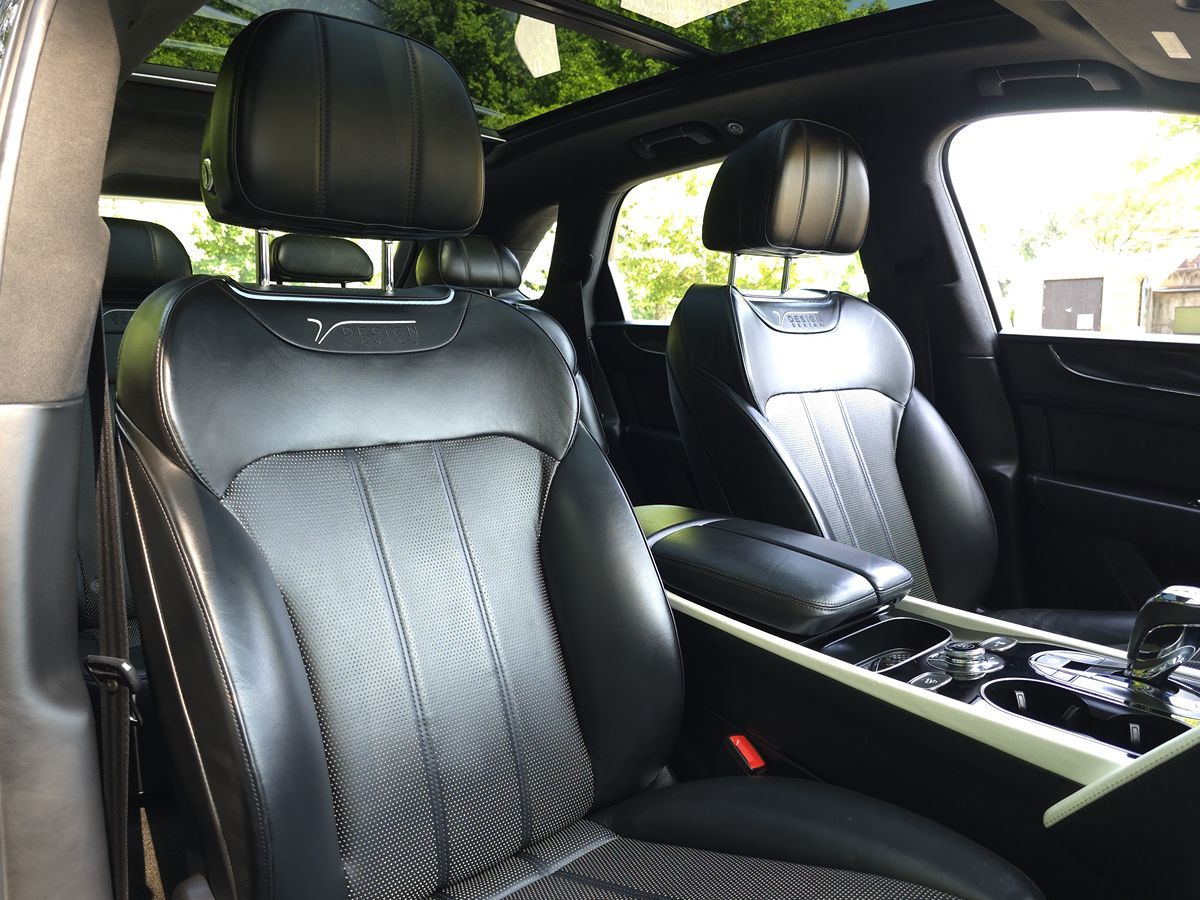 2020 Bentley Bentayga Base - Photo 29