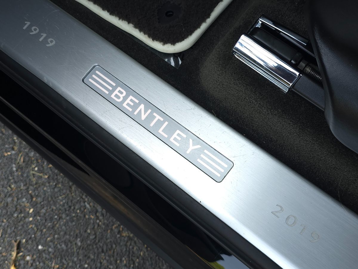 2020 Bentley Bentayga Base - Photo 68