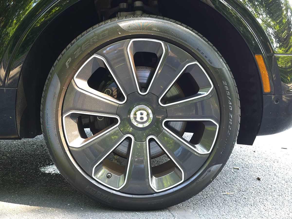 2020 Bentley Bentayga Base - Photo 71