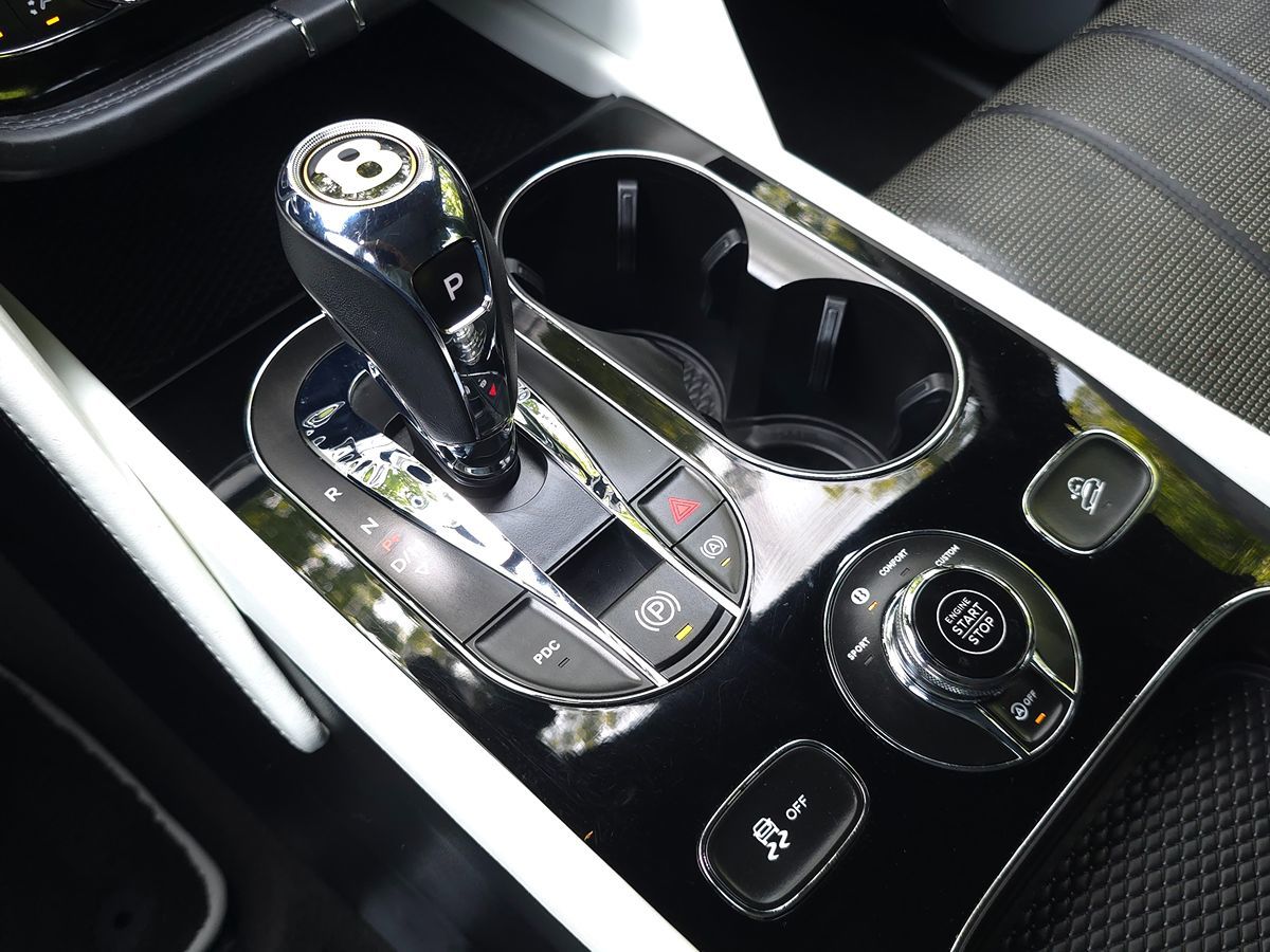 2020 Bentley Bentayga Base - Photo 59