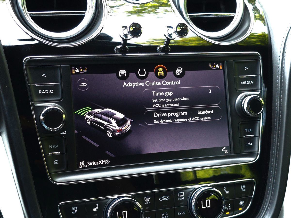 2020 Bentley Bentayga Base - Photo 52