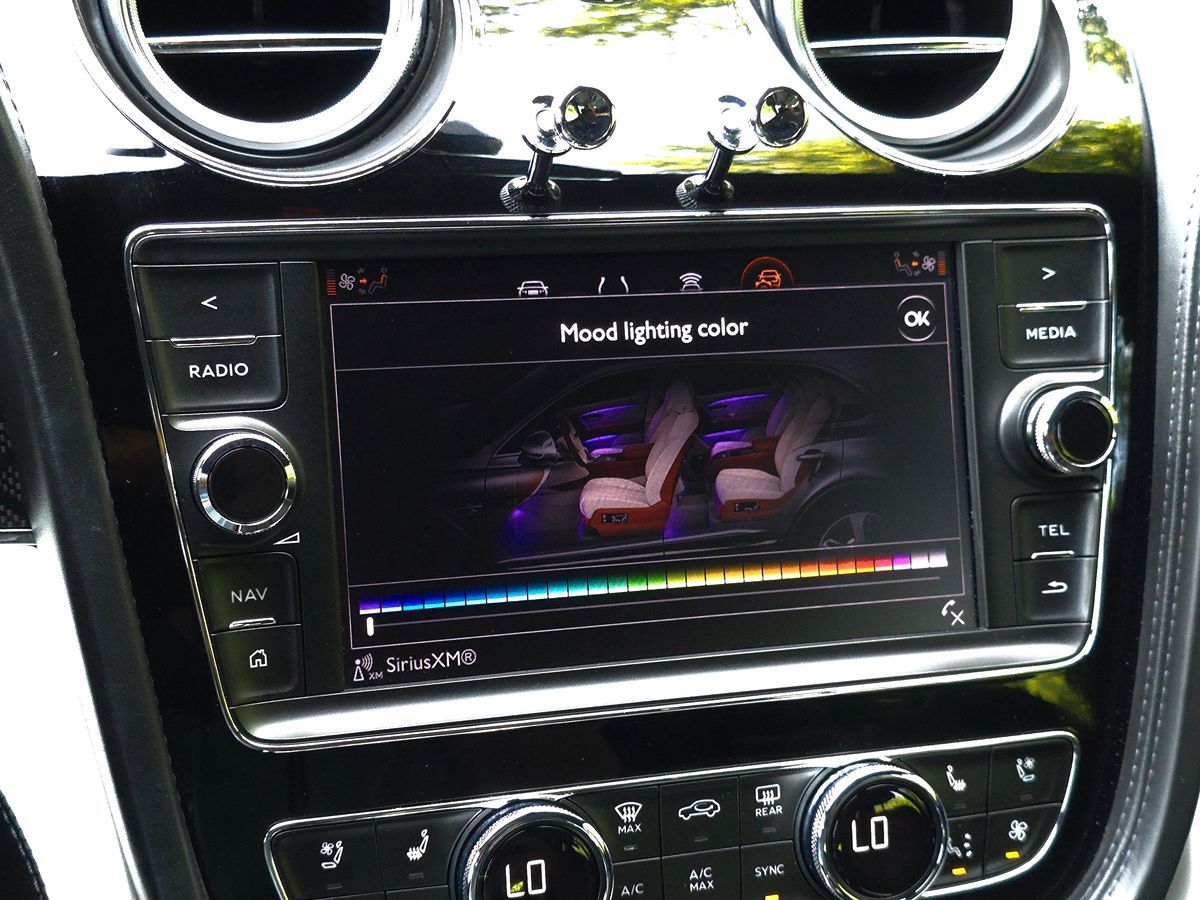 2020 Bentley Bentayga Base - Photo 55