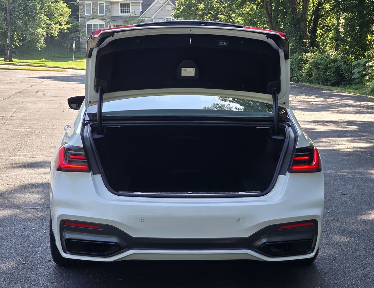 2022 BMW 7 Series 740i - Photo 63