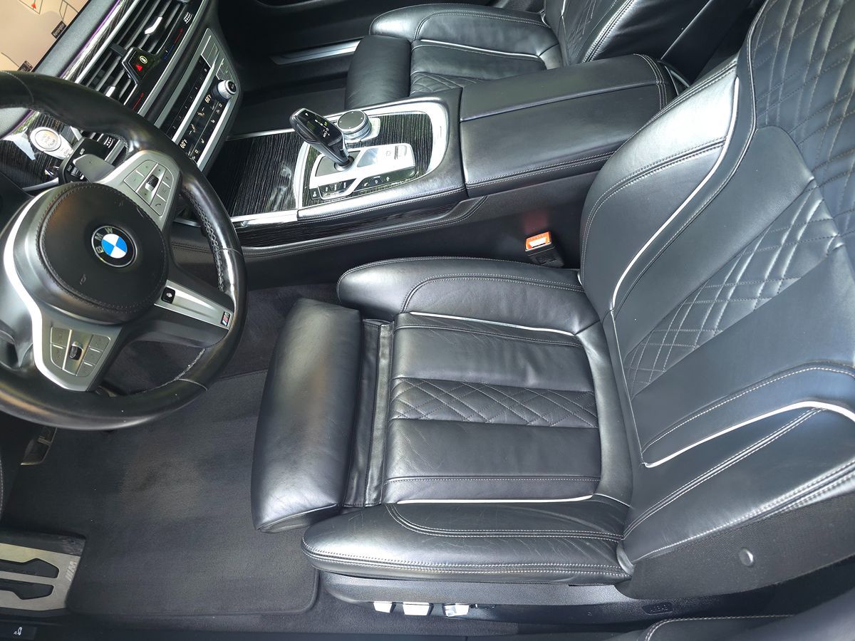 2022 BMW 7 Series 740i - Photo 12