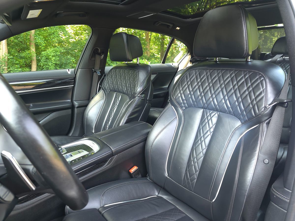 2022 BMW 7 Series 740i - Photo 13