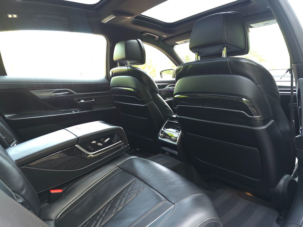 2022 BMW 7 Series 740i - Photo 20