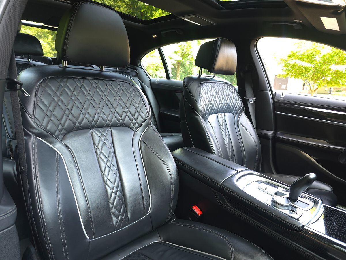 2022 BMW 7 Series 740i - Photo 21