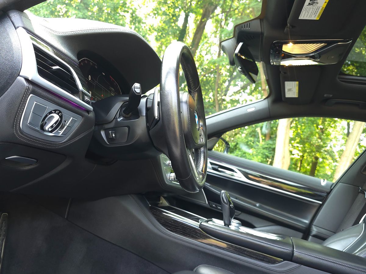 2022 BMW 7 Series 740i - Photo 28