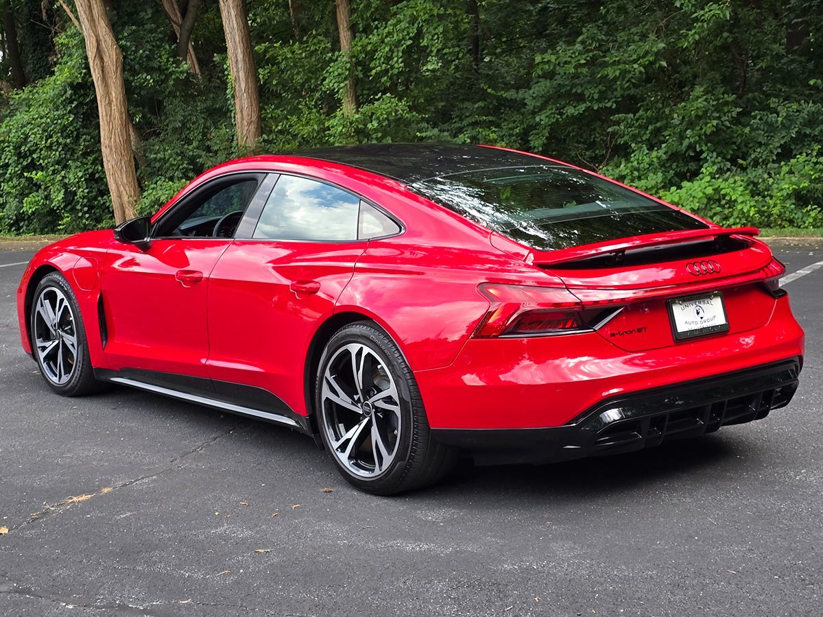 2024 Audi e-tron GT Premium Plus photo 4