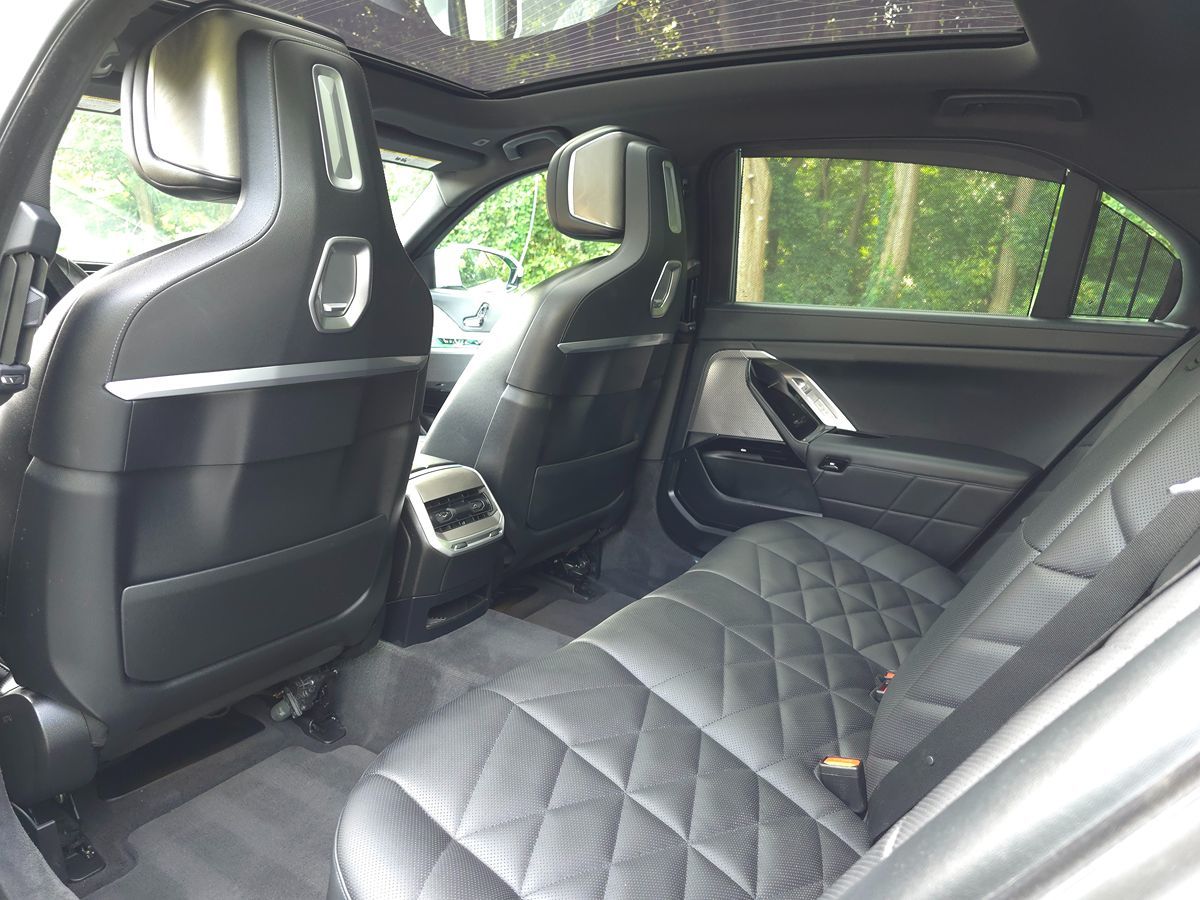 2023 BMW 7 Series 740i - Photo 14