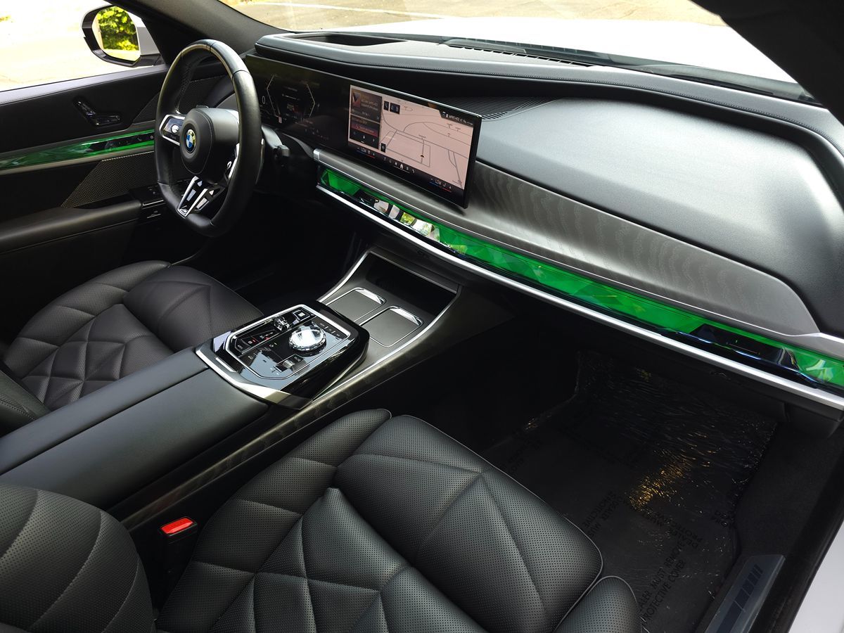 2023 BMW 7 Series 740i - Photo 22