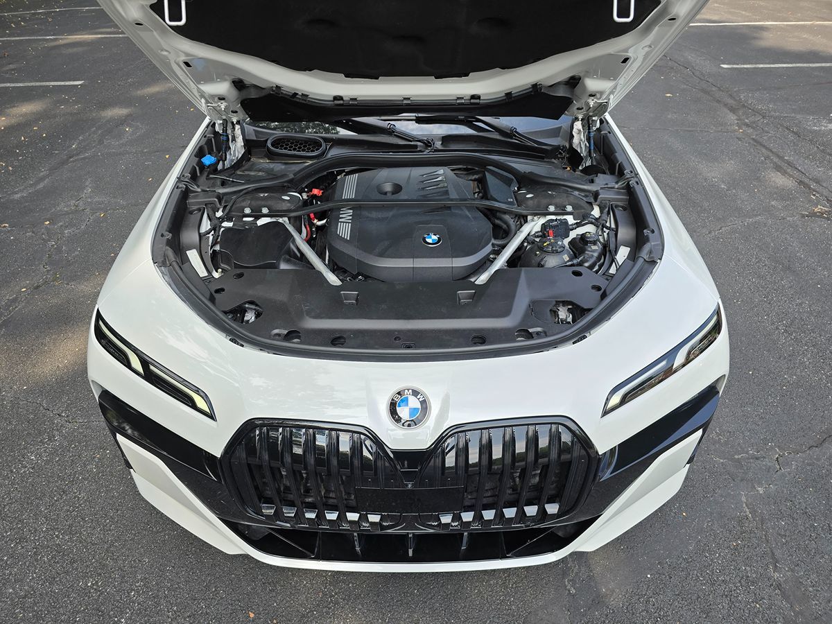 2023 BMW 7 Series 740i - Photo 76