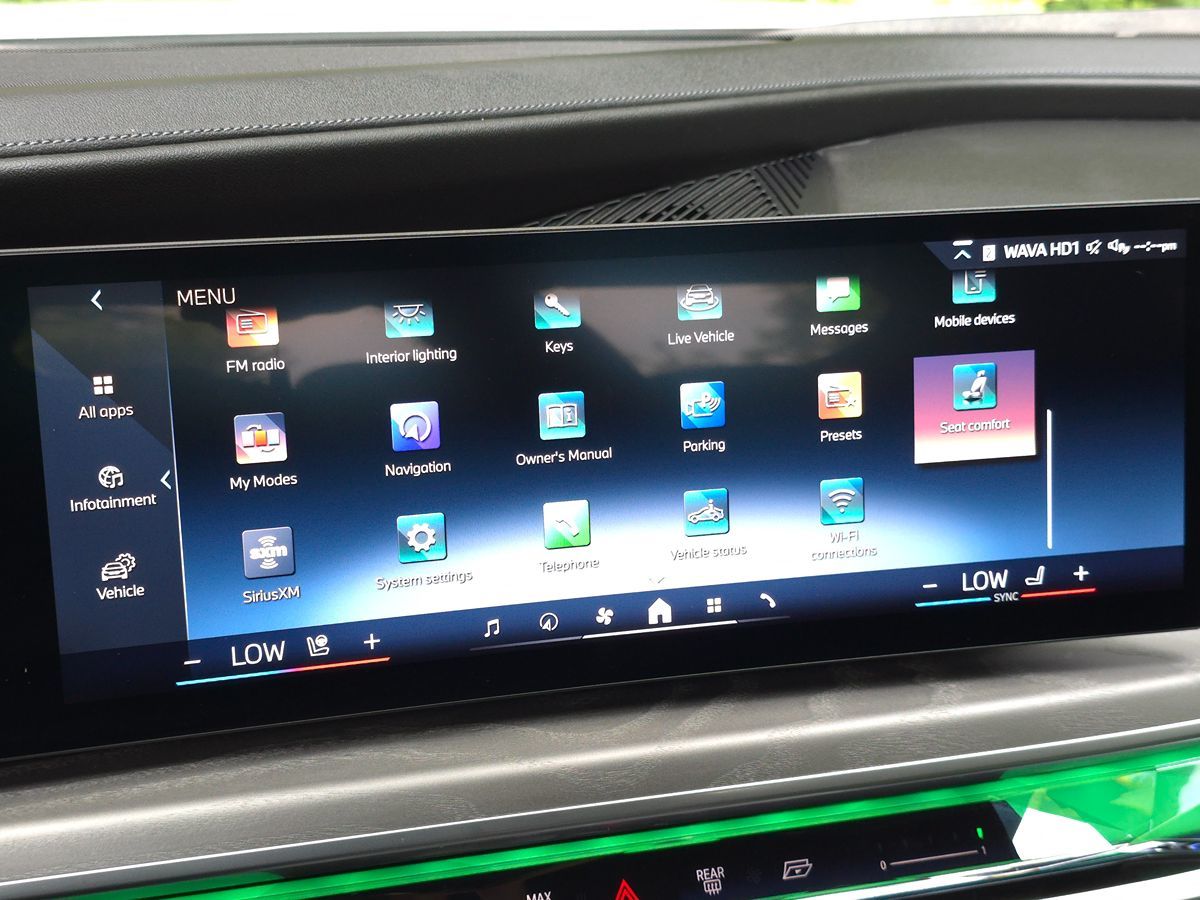 2023 BMW 7 Series 740i - Photo 40