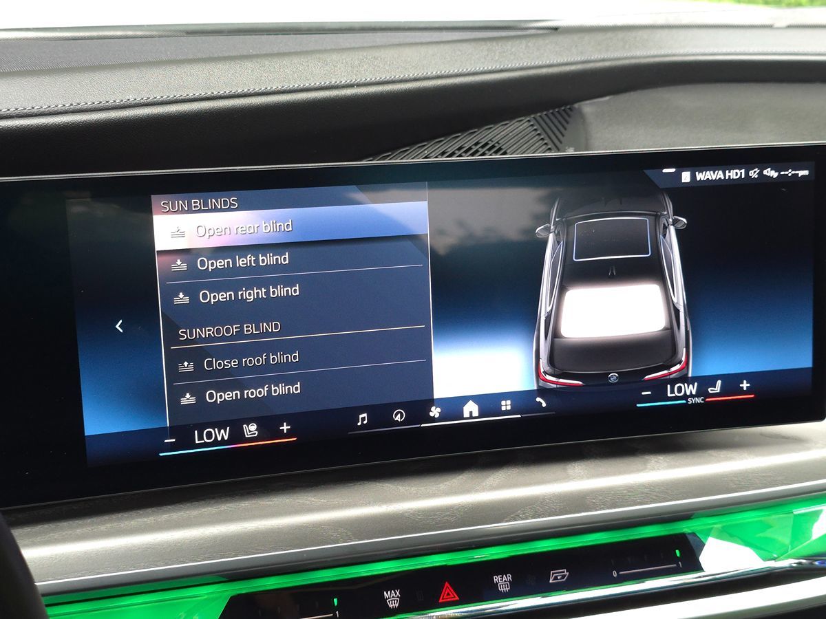 2023 BMW 7 Series 740i - Photo 48