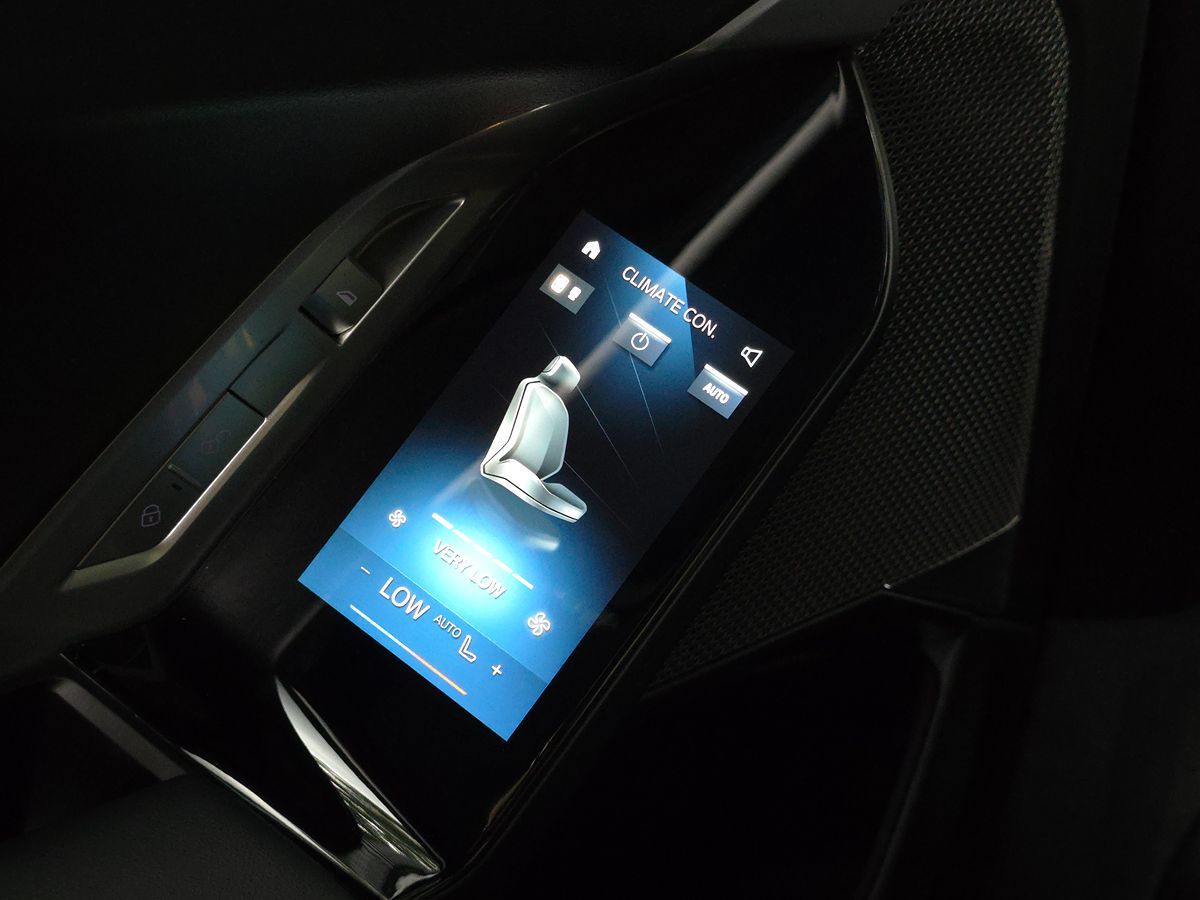 2023 BMW 7 Series 740i - Photo 30