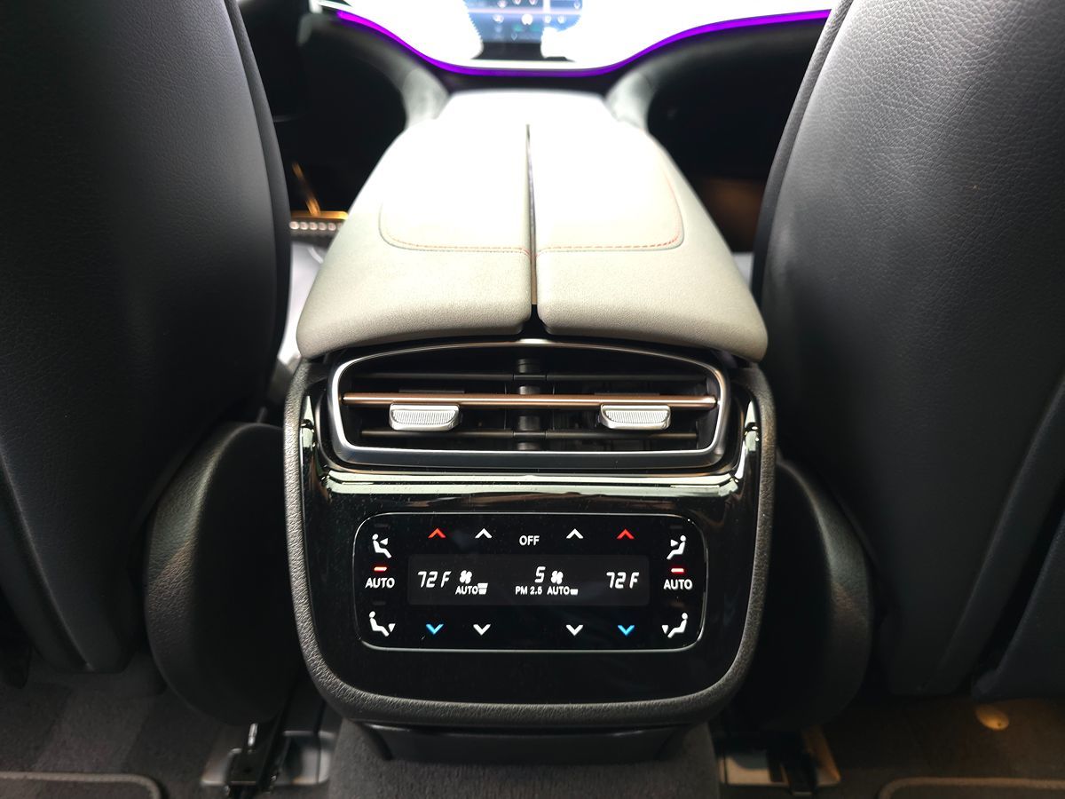 2022 Mercedes Benz EQS Sedan 580 4MATIC photo 17
