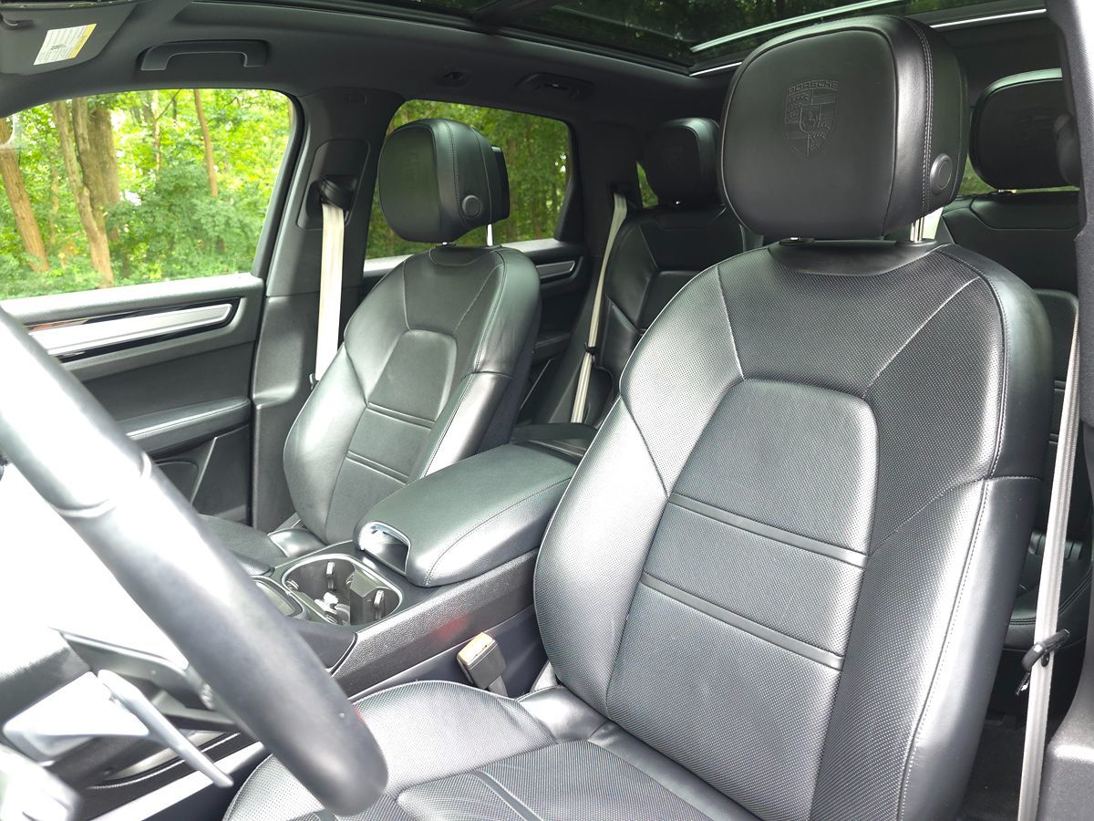 2023 Porsche Cayenne Base - Photo 13