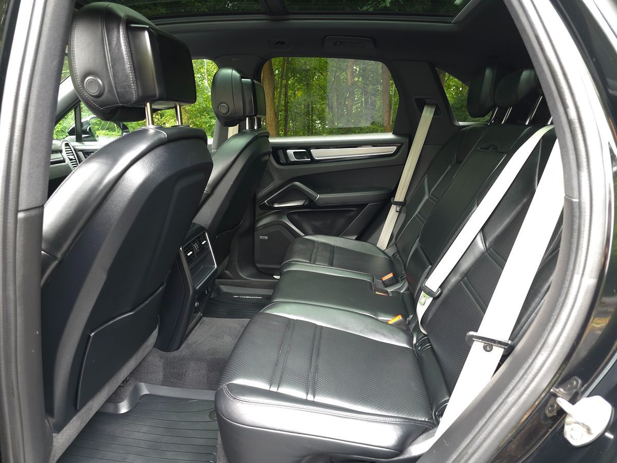 2023 Porsche Cayenne Base - Photo 15