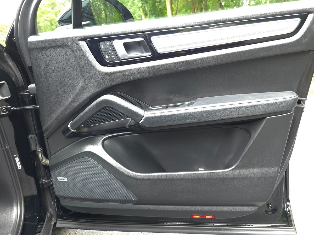 2023 Porsche Cayenne Base - Photo 23