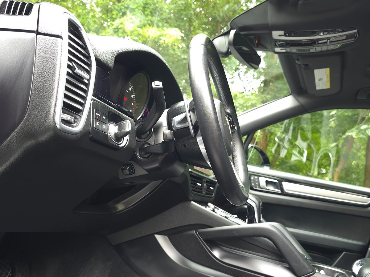 2023 Porsche Cayenne Base - Photo 28