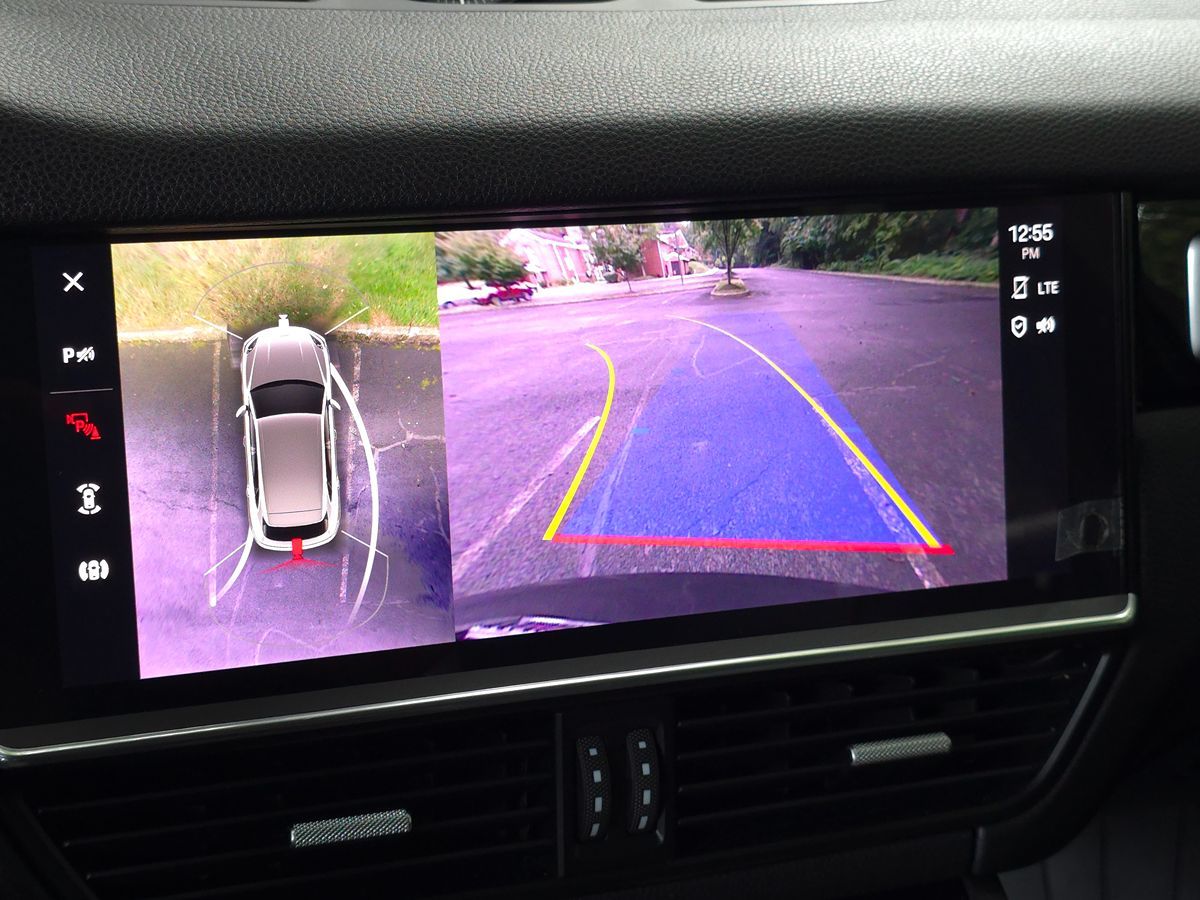 2023 Porsche Cayenne Base - Photo 37