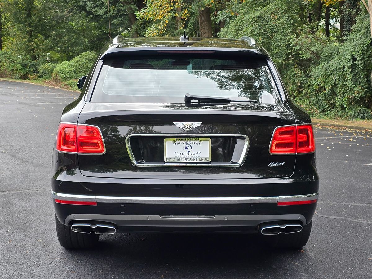 2020 Bentley Bentayga Hybrid photo 3